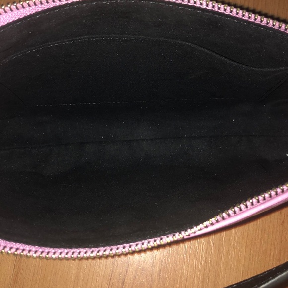 Frasier Sterling 99% Angel Shoulder Bag in Pink Alligator - Picture 5 of 6